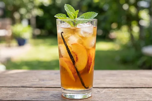 Peach and Vanilla Iced Tea