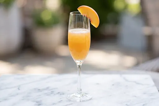 Bellini with Prosecco and Peach