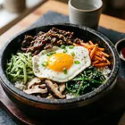 Bibimbap z wołowiną
